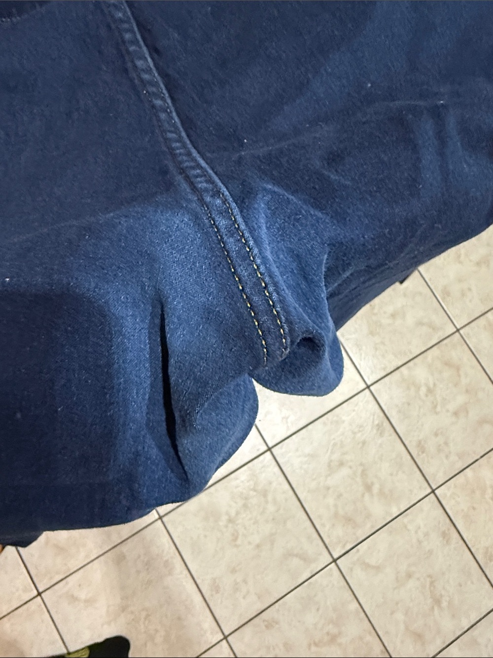Signature by Levi Strauss Dark Wash Skinny Mid Rise Jeans 22S - Picture 9 of 10